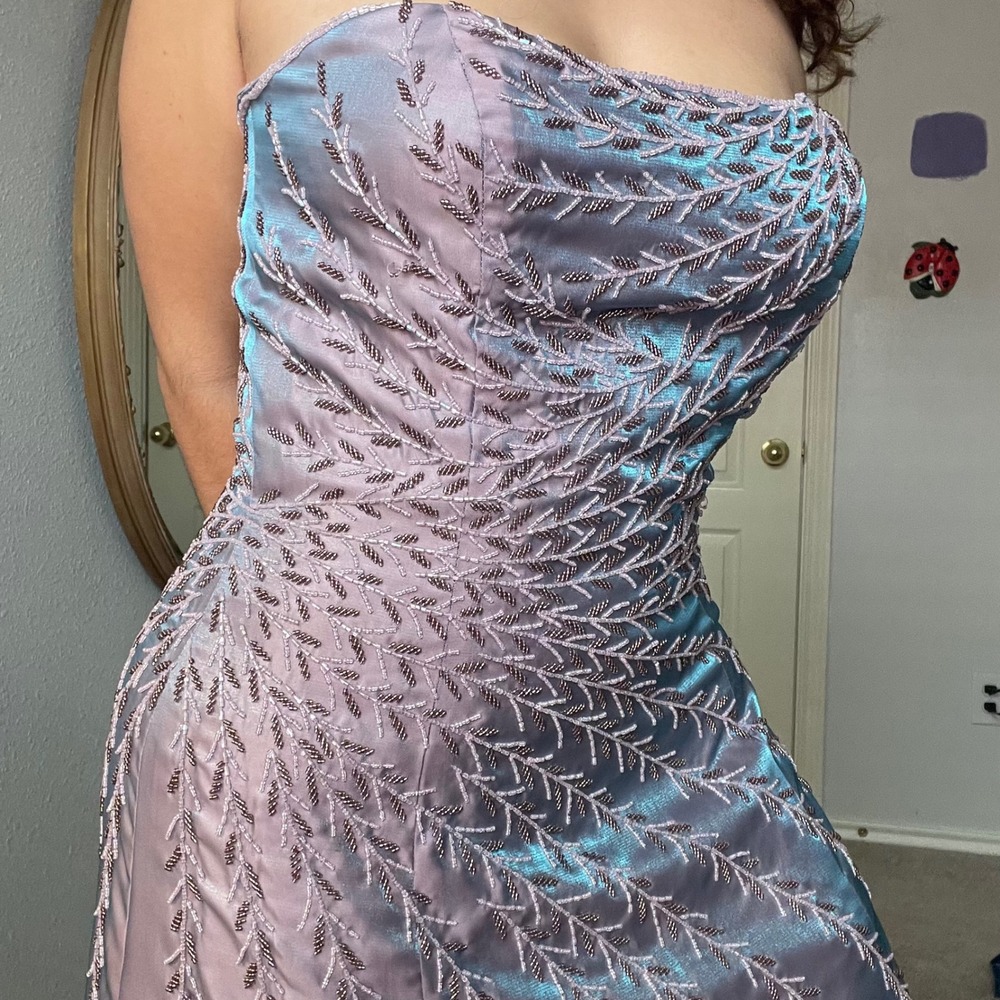 Stunning Sue Wong Beaded Iridescent Formal Evening Gown - Picture 3 of 5